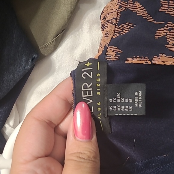 Forever 21 A-Line Dress - Picture 5 of 6